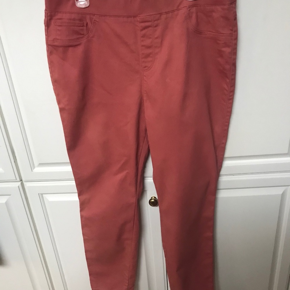 SOUND STYLE LUCY PULL ON LEGGING
